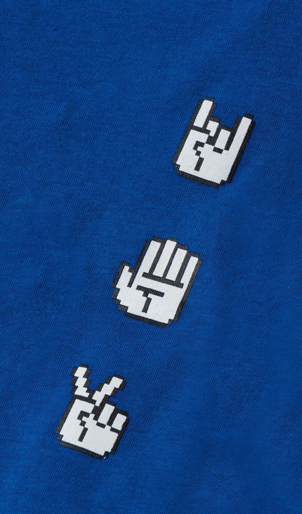 Acapella Ropa Youth Graphics Playera 8Bit Hands