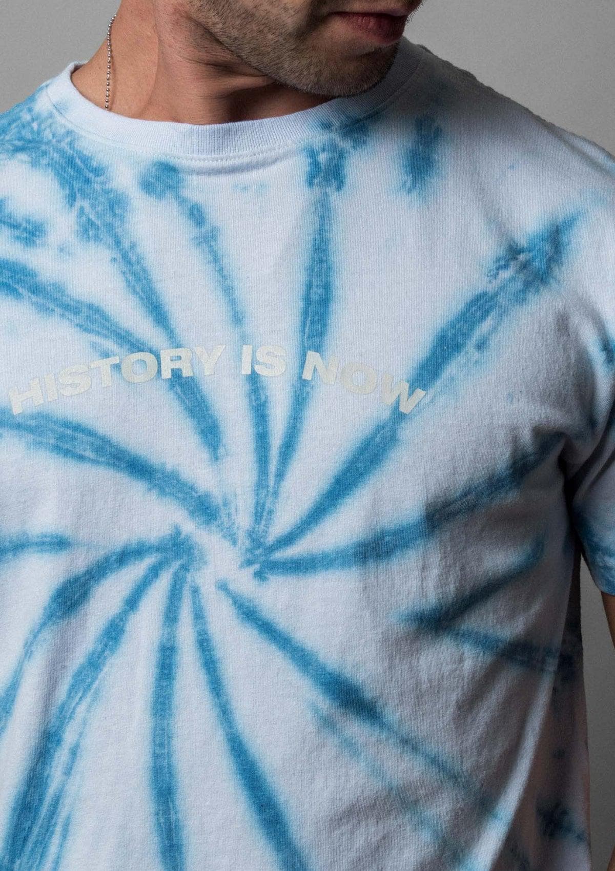 Acapella Ropa Men Graphics Playera History is Now