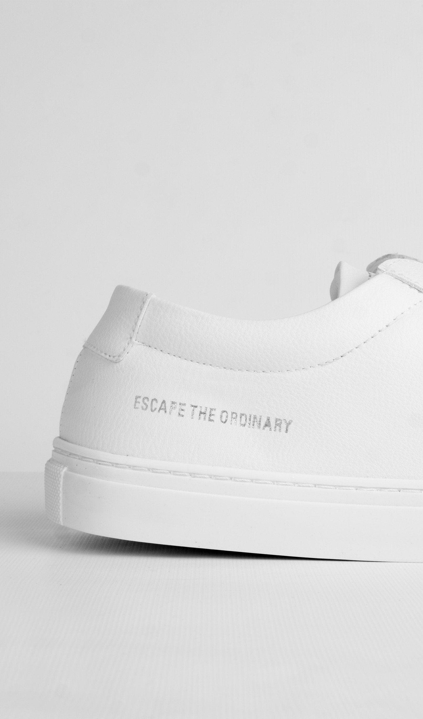 Acapella Ropa Acapella Footwear Tenis The White Sneakers