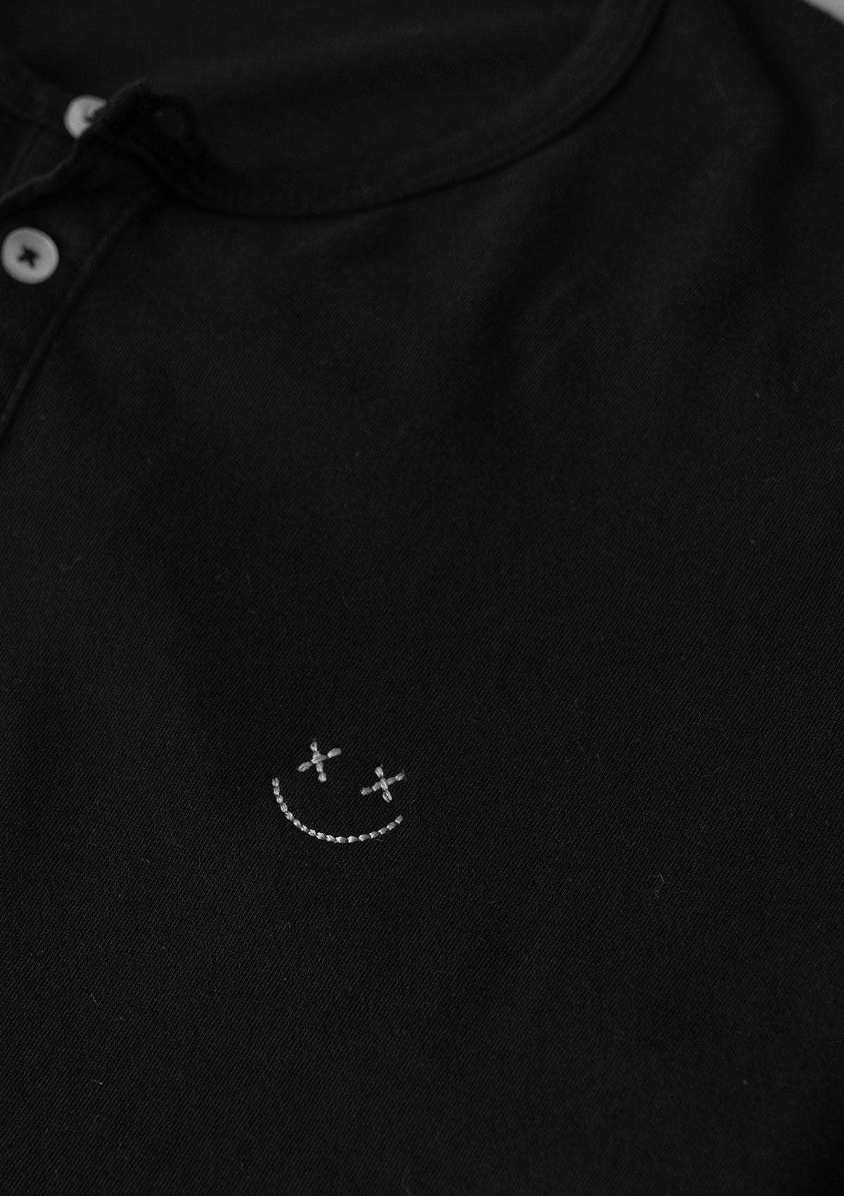 Acapella Smiley LS Henley - Black